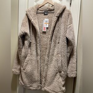 NWT COMFY & WARM HOODED JACKET